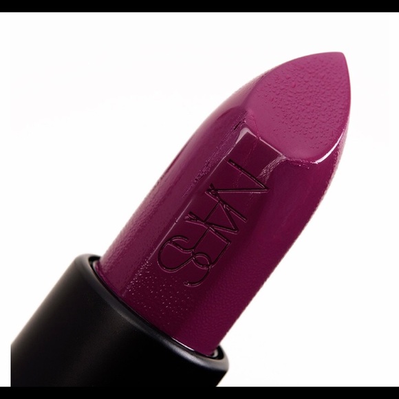 COPY - NARS Audacious Lipstick ‘Kate’ - Picture 7 of 11